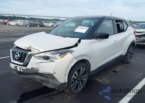 2020 Nissan Kicks Sv Xtronic Cvt z USA, uszkodzony, nr VIN 3N1CP5CV8LL543751